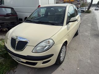 Lancia Ypsilon 2004