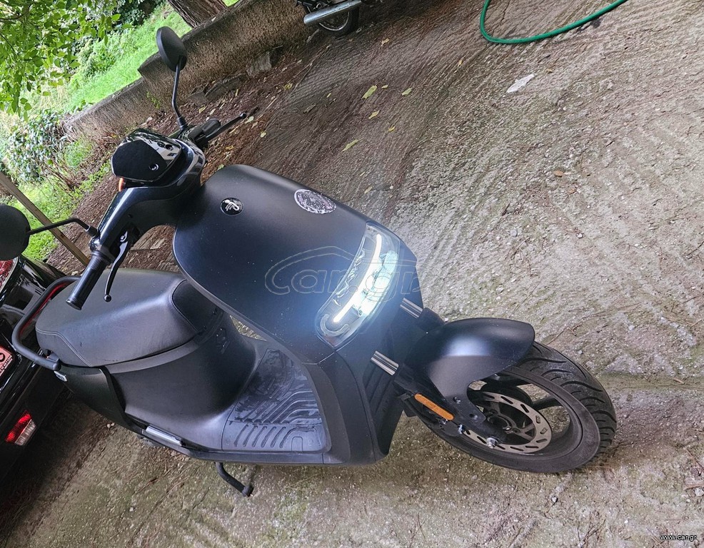 Segway E110 SE 2022 LAUNCH EDITION - Τιμή Συζητήσιμη