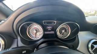 Mercedes-Benz CLA 220 2014 AMG LINE-thumb-14