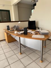 Διευθυντικό Γραφείο από Μασίφ Οξιά & Inox - Ενσωματωμένη Συρταριέρα