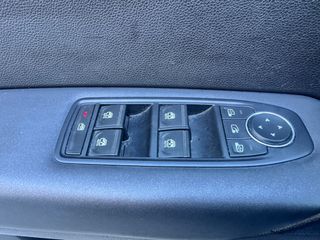 Renault Captur 2020 1.0 TCE 101 INTENS-thumb-17