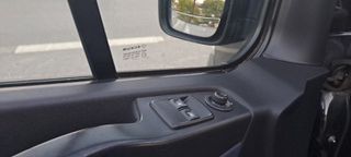 Opel Vivaro 2017 1.6 CDTI-thumb-18