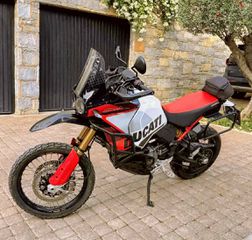 Ducati DesertX 2024 Rally