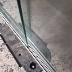Ποτηριέρα ανοξείδωτη 226*31*69 εκ, με 2 συρόμενα τζάμια χωρίς ροδάκια. Μεταχειρισμένο. Ποιότητα & Τιμή Stockinox-thumb-12