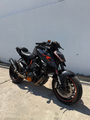 KTM 1290 Super Duke R 2017