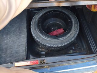 Mercedes-Benz E 200 1991 W124-thumb-21