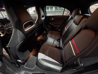 Mercedes-Benz A 180 2015-thumb-9