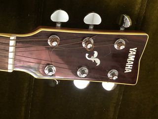 Πωλείται ΚΙΘΑΡΑ YAMAHA-thumb-1