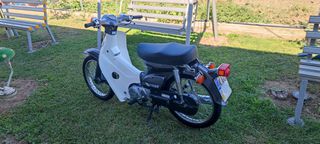 Honda C 2000 C90
