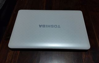 Toshiba Satellite L750-thumb-1