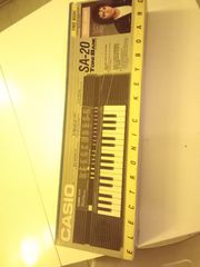 Casio SA-20 tone bank keyboard