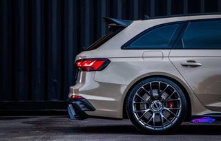 AUDI RS4 B9 Carbon BODYKIT-thumb-5