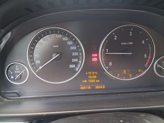 Bmw 520 2012-thumb-7