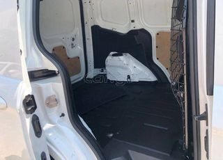Ford Courier 2016-thumb-7
