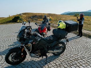 Honda CRF 1100 AFRICA TWIN 2025 19" ζάντα, DCT , Ηλεκτρονική ανάρτηση, μεγάλο τεποζιτο ATAS