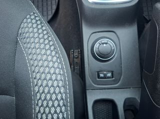 Dacia Duster 2020-thumb-14