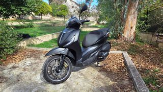Piaggio Beverly 300 2022-thumb-3