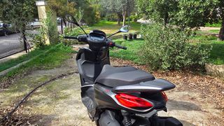 Piaggio Beverly 300 2022-thumb-7