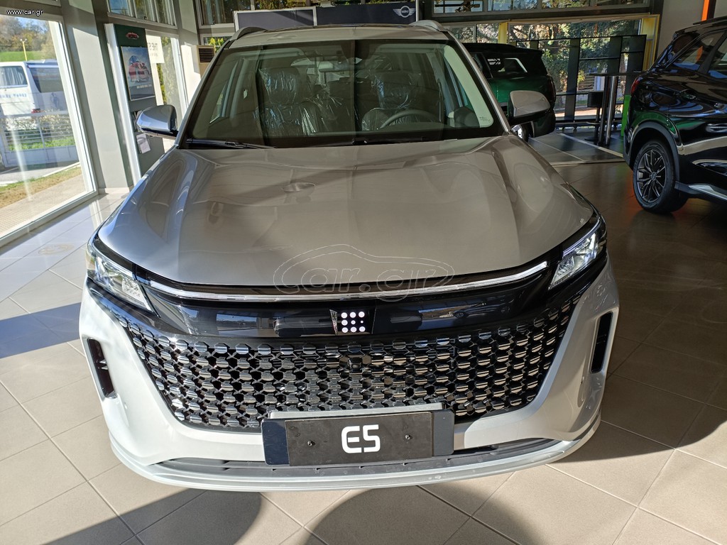 DFSK E5 2025 1.5 PHEV Auto Premium