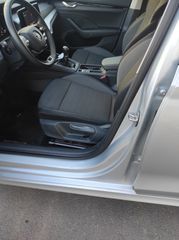 Skoda Octavia 2024-thumb-12