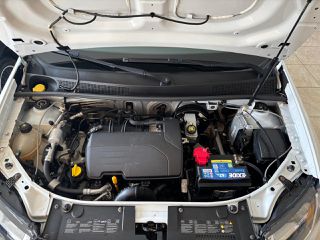 Dacia Sandero 2015-thumb-2
