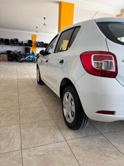 Dacia Sandero 2015-thumb-7