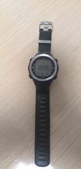 SUUNTO D4