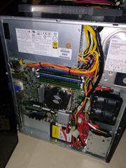 Server ευκαιρία 4 τερα δίσκο 4TB Windows server data centrer Cpu Xeon 4 core 8 Threads 128GB SSD 24GB RAM DDR4 PC Υπολογιστή