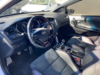 Kia Ceed / cee'd 2014 GT-thumb-41