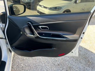 Kia Ceed / cee'd 2014 GT-thumb-21