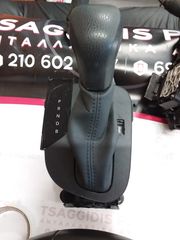 Toyota CH-R auto