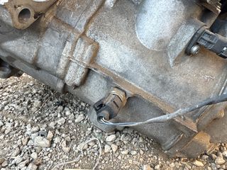 Volkswagen Golf-thumb-2