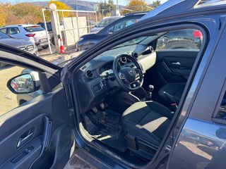 Dacia Duster 2018 4X4-thumb-11
