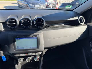 Dacia Duster 2018 4X4-thumb-25