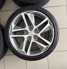 PEUGEOT 308 / 308 GTI / 308 GT-thumb-4