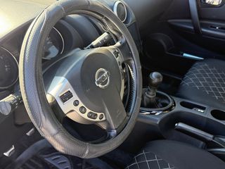 Nissan Qashqai 2013-thumb-12