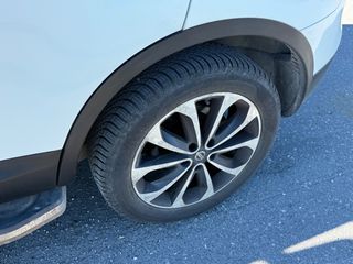 Nissan Qashqai 2013-thumb-31