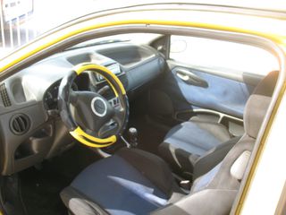 Fiat Punto 2003 1.2 16V SPORTING-thumb-9