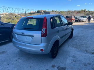 Ford Fiesta 2006-thumb-4