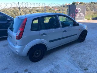 Ford Fiesta 2006-thumb-5
