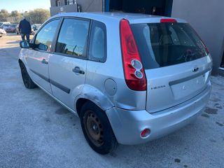 Ford Fiesta 2006-thumb-7