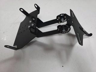 ΒΑΣΗ ΠΙΝΑΚΙΔΑΣ  PCX 125 - 150 21-24