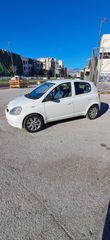 Toyota Yaris 1999
