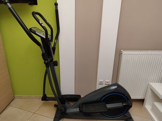 Ελλειπτικό μηχάνημα γυμναστικής