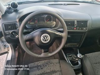 Volkswagen Golf 2000 GTI-thumb-12