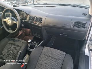 Volkswagen Golf 2000 GTI-thumb-16