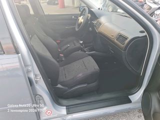 Volkswagen Golf 2000 GTI-thumb-15