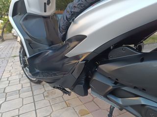 Piaggio Beverly 300i 2024-thumb-9