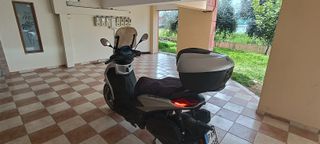 Piaggio Beverly 300i 2024-thumb-12