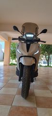 Piaggio Beverly 300i 2024-thumb-1